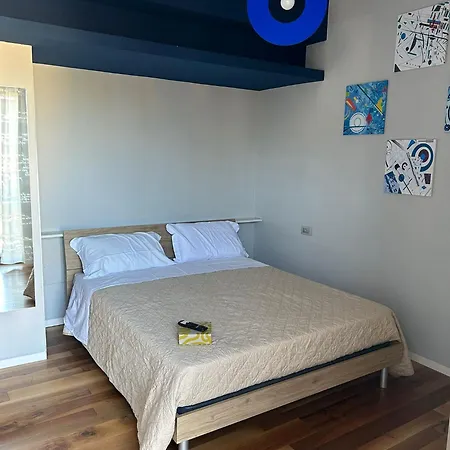 Bed & Breakfast Serangi - Il Piacere Di Sentirsi A Casa Cercola